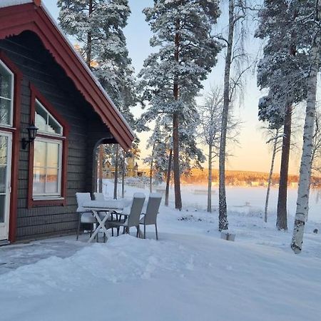 Lakeside Log Cabin Fraemby Udde فالون المظهر الخارجي الصورة