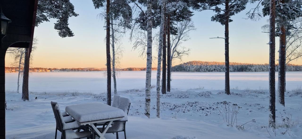 Lakeside Log Cabin Fraemby Udde فالون المظهر الخارجي الصورة